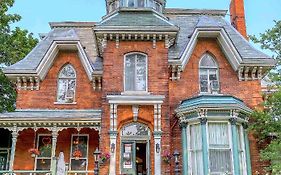 Hochelaga Inn Kingston